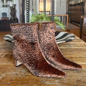 Splendid Chic Leopard Print Ankle Boots size 6 NEW!